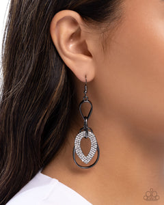 Teardrop Triumph - Black Paparazzi Accessories