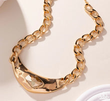 Load image into Gallery viewer, Peak of Pizzazz - gold - Paparazzi necklace
